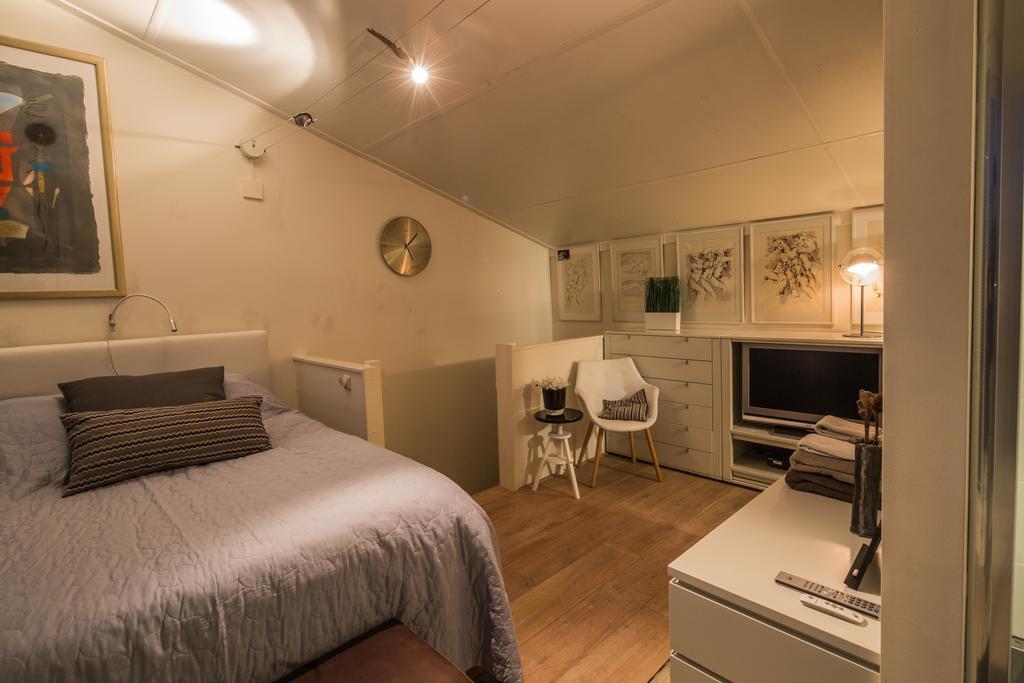 Bed and Breakfast Sleep At Slim Amsterdam Zewnętrze zdjęcie